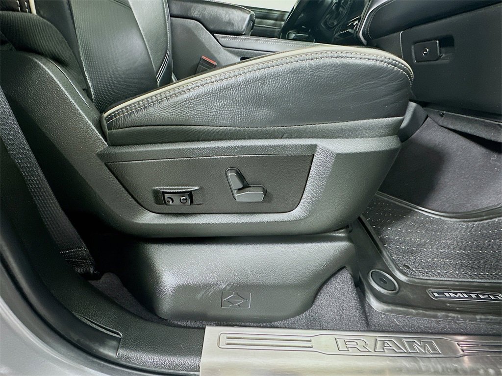 Used 2021 RAM 3500 Limited image 24