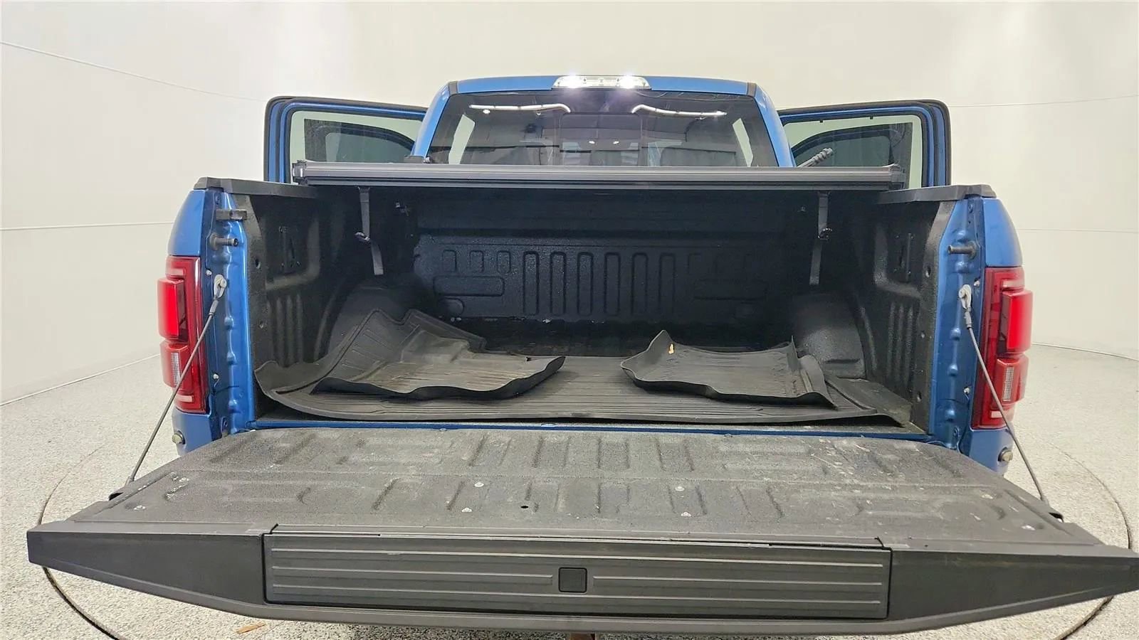 Used 2019 Ford F150 Raptor w/ Equipment Group 802A Luxury image 19