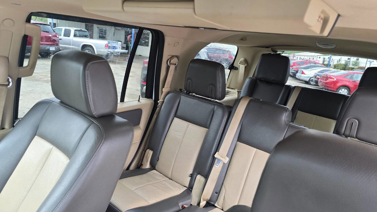 Used 2007 Ford Expedition Eddie Bauer AWD/4WD image 10
