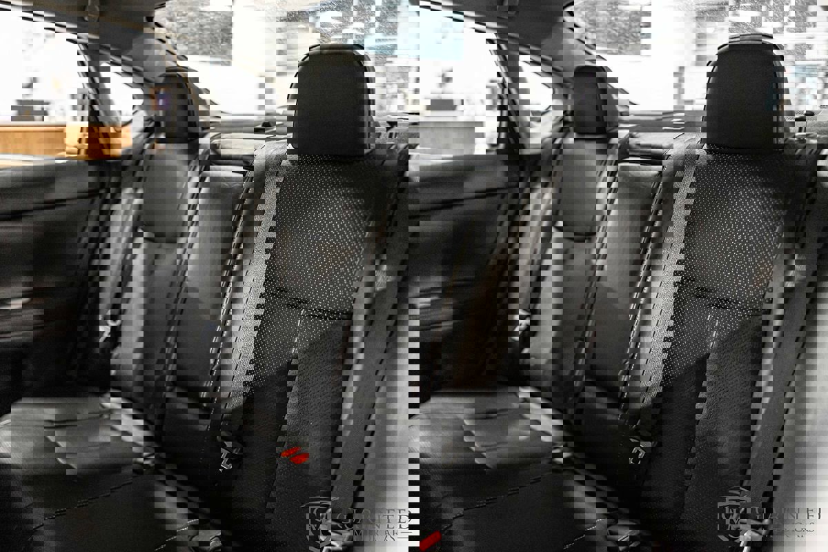 Used 2015 Nissan Sentra SL image 31