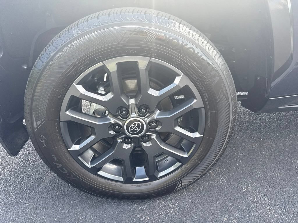 Used 2024 Toyota Sequoia Platinum AWD/4WD image 13