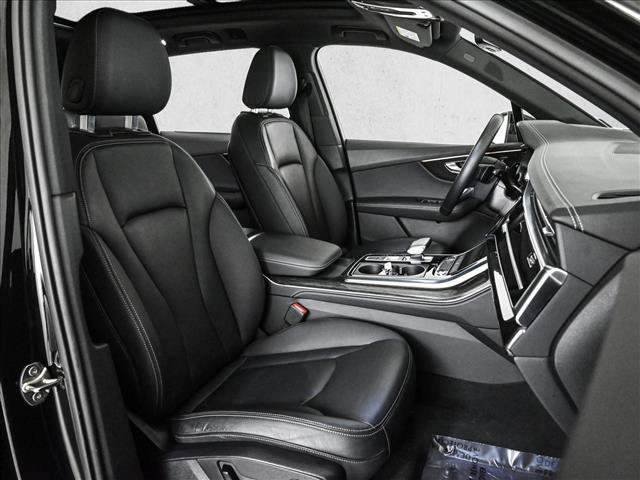 Used 2025 Audi Q7 3.0T Premium Plus image 23