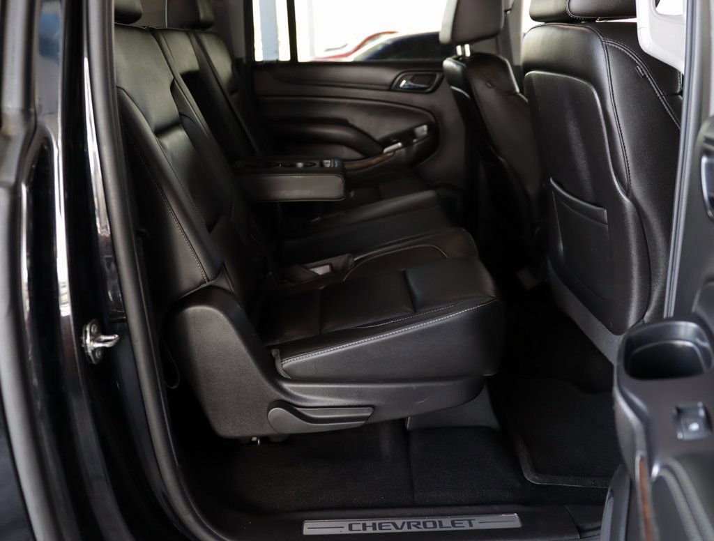 Used 2015 Chevrolet Suburban LT image 33