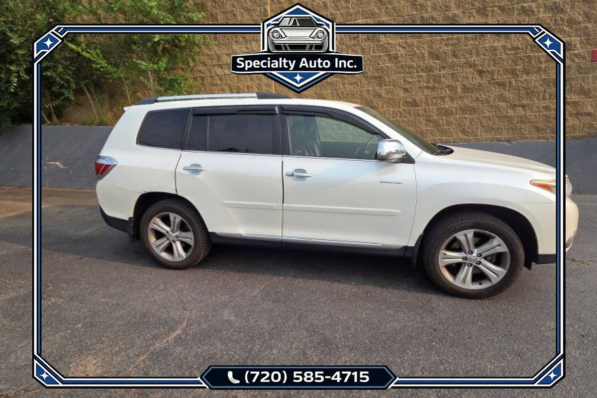 Used 2013 Toyota Highlander Limited AWD/4WD image 3