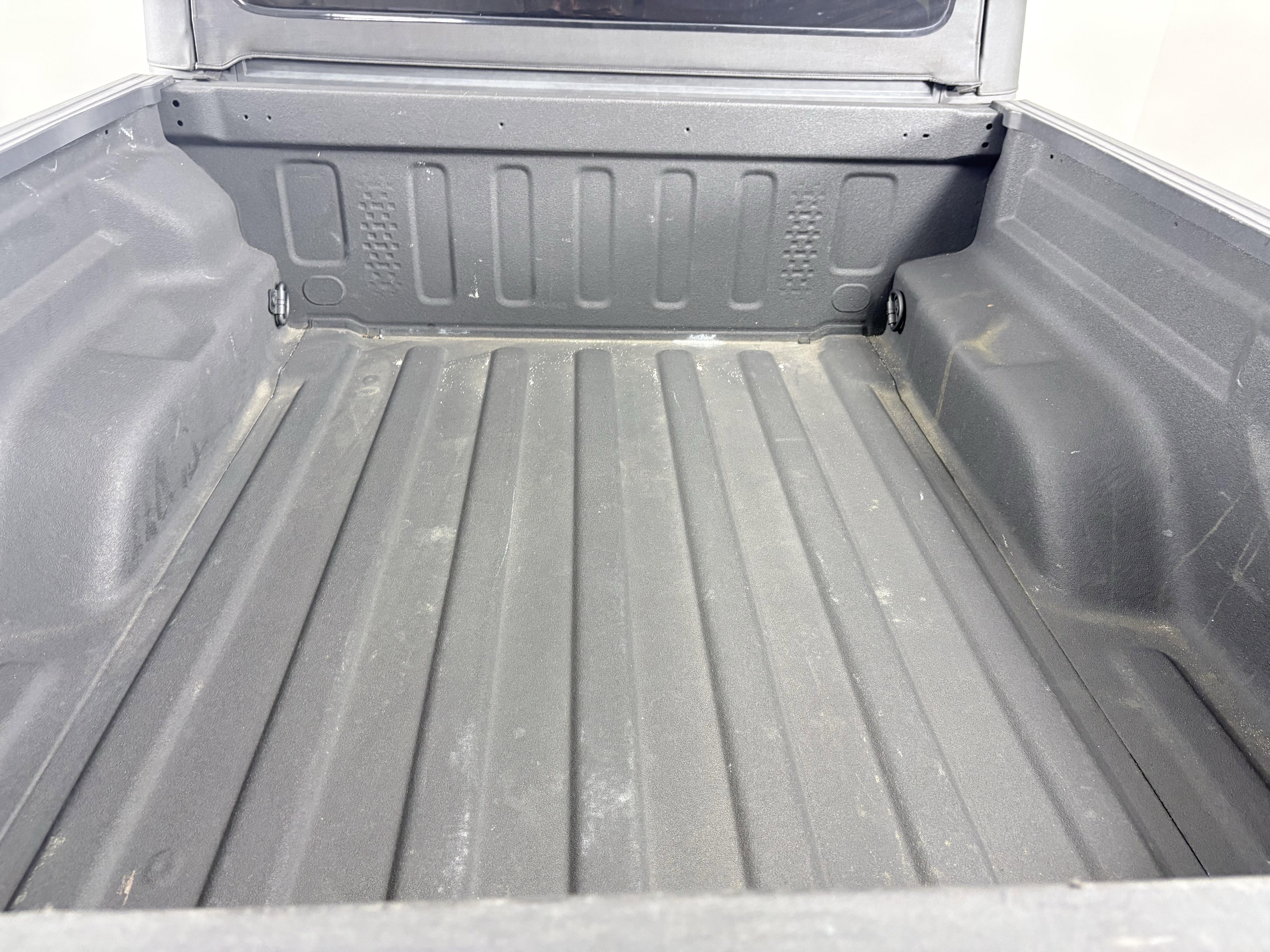 Used 2021 Jeep Gladiator Sport image 3