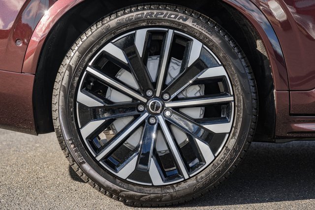 New 2026 Volvo XC90 B6 Ultra w/ Protection Package Premier image 17