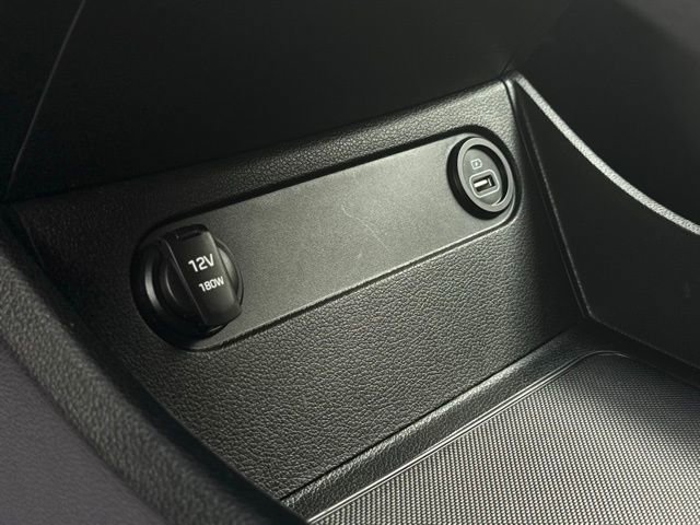 Used 2023 Hyundai Santa Fe SEL image 30