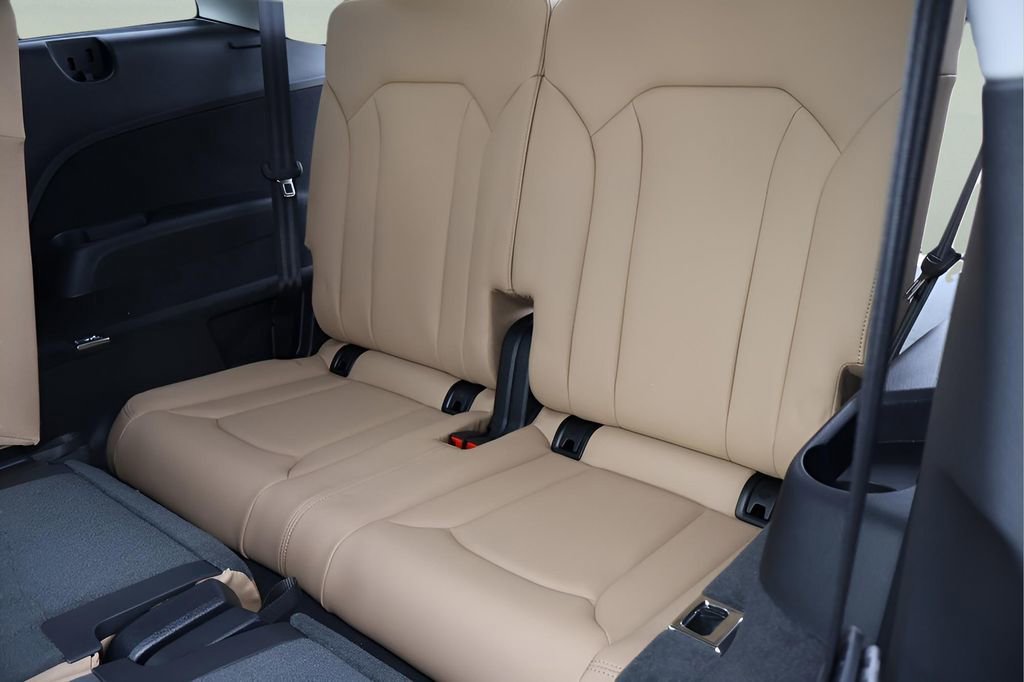 New 2026 Audi Q7 2.0T Premium image 16