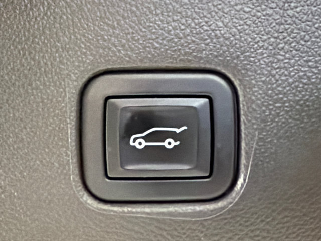 Used 2021 Chevrolet Blazer LT w/ Redline Edition FWD image 19