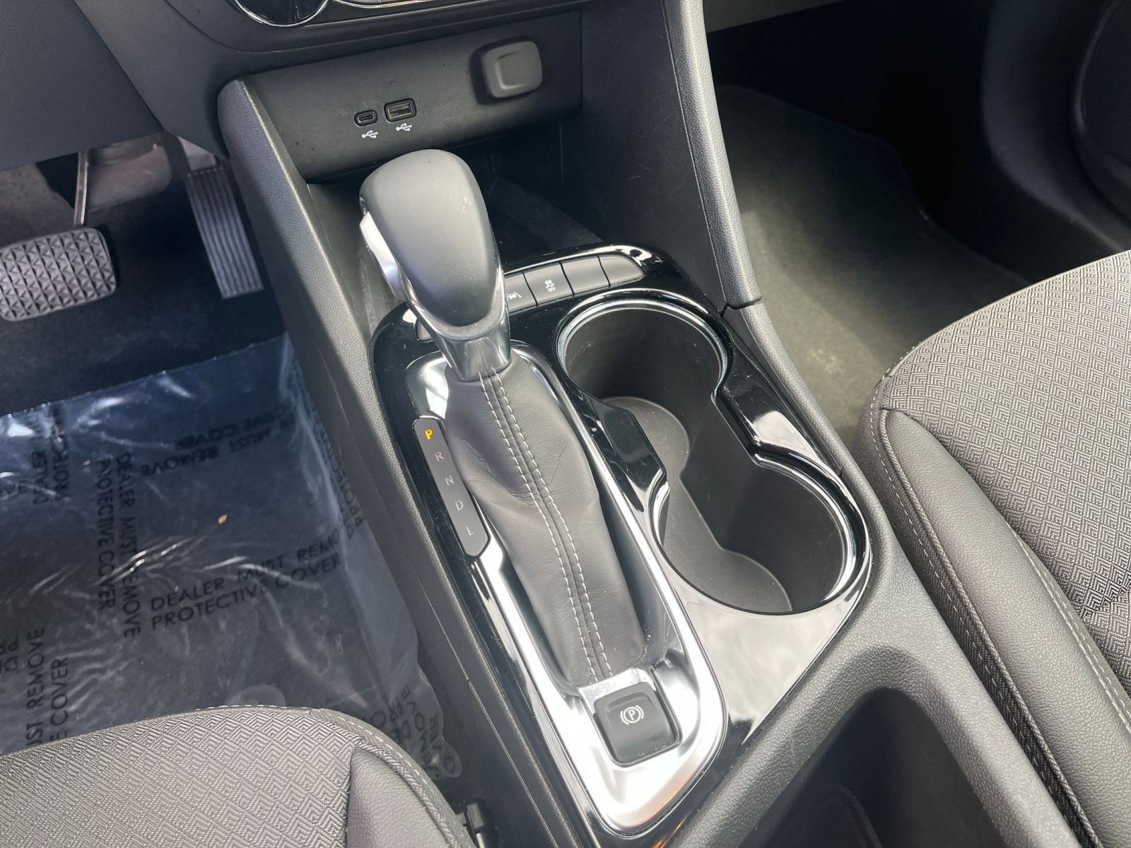 Used 2025 Buick Encore GX Preferred FWD image 40