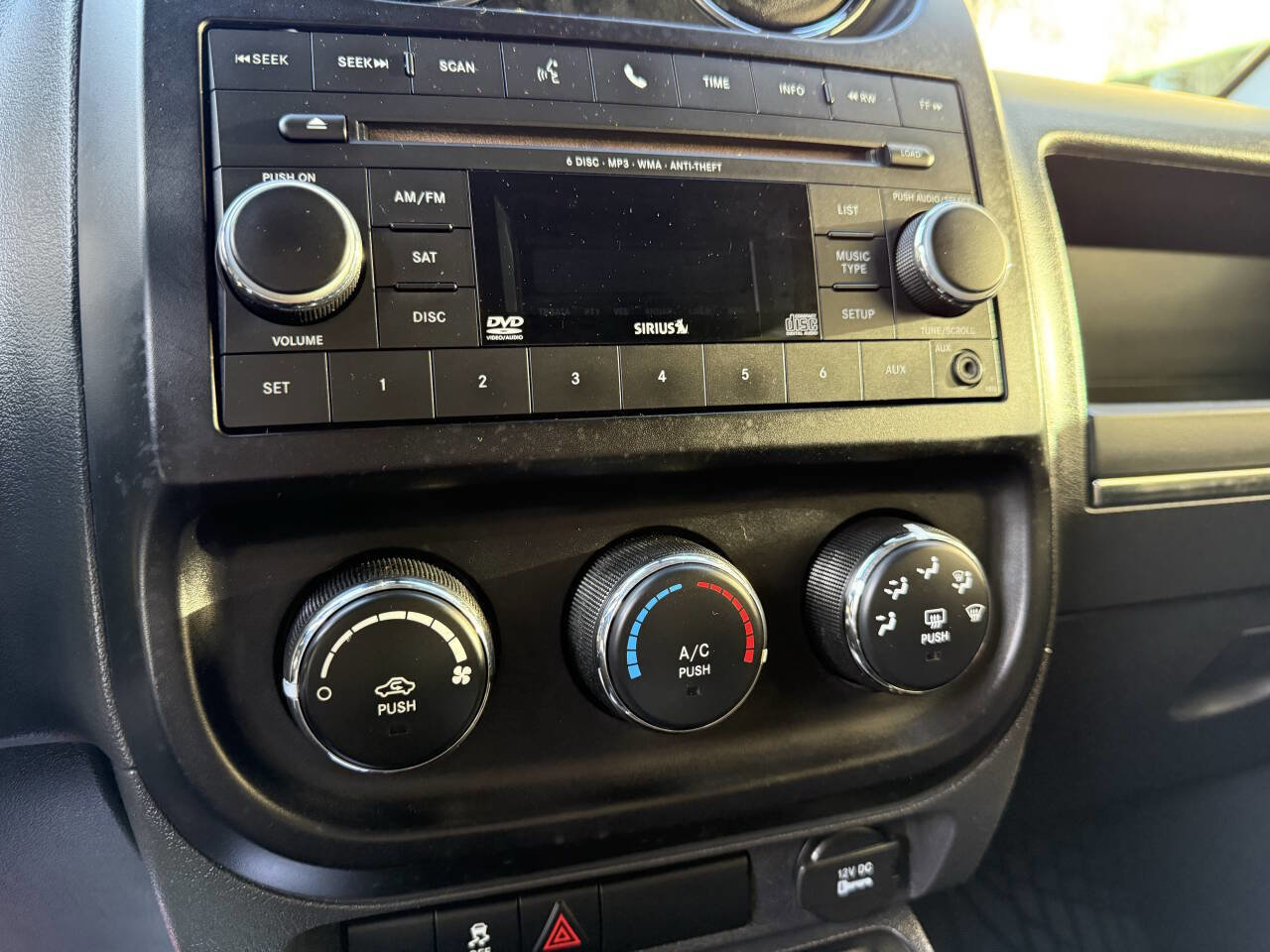 Used 2012 Jeep Compass Sport image 21