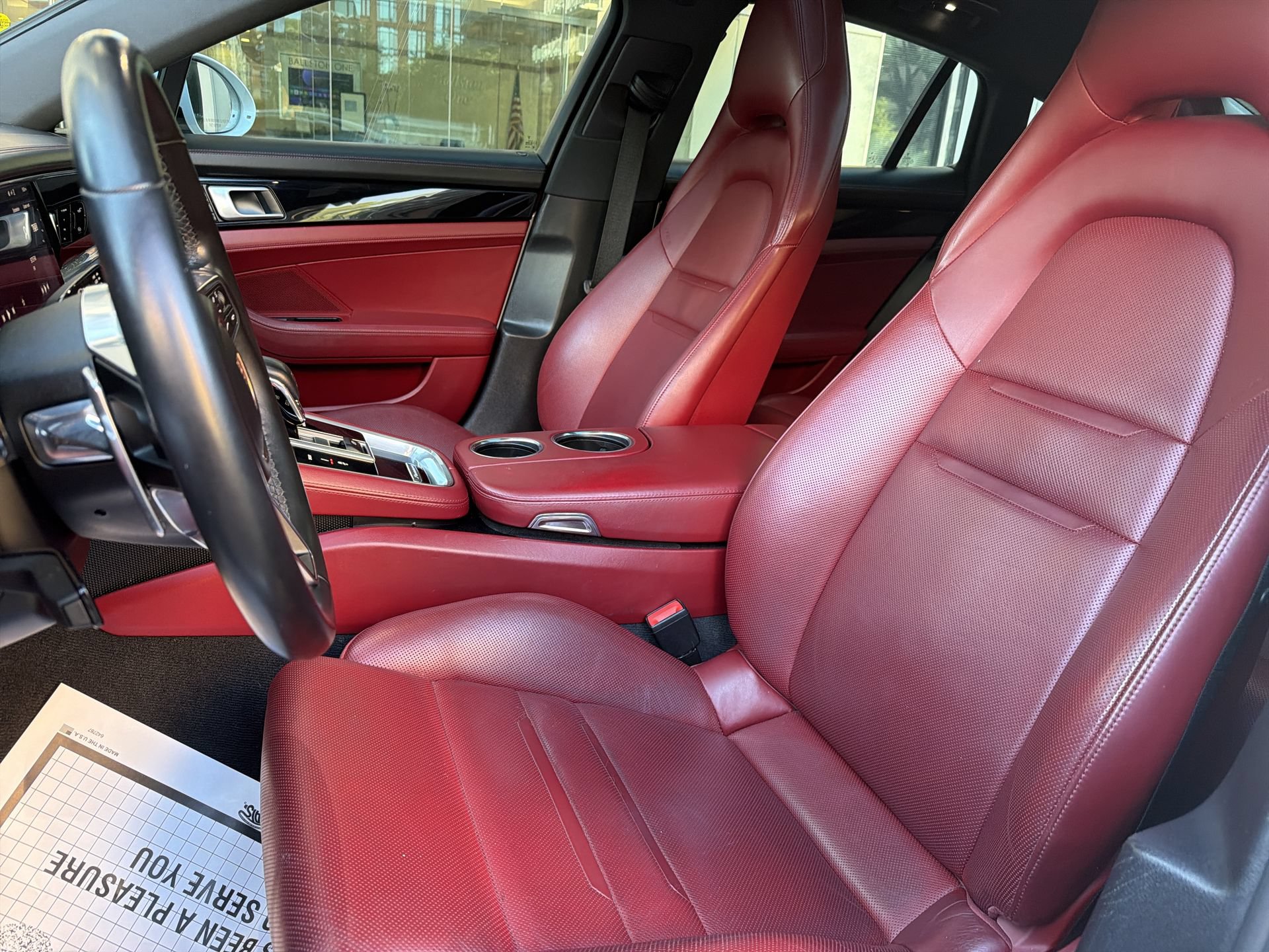 Used 2018 Porsche Panamera RWD image 13