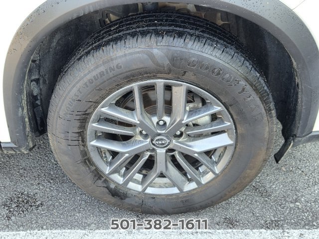 Used 2025 Nissan Rogue S AWD/4WD image 17