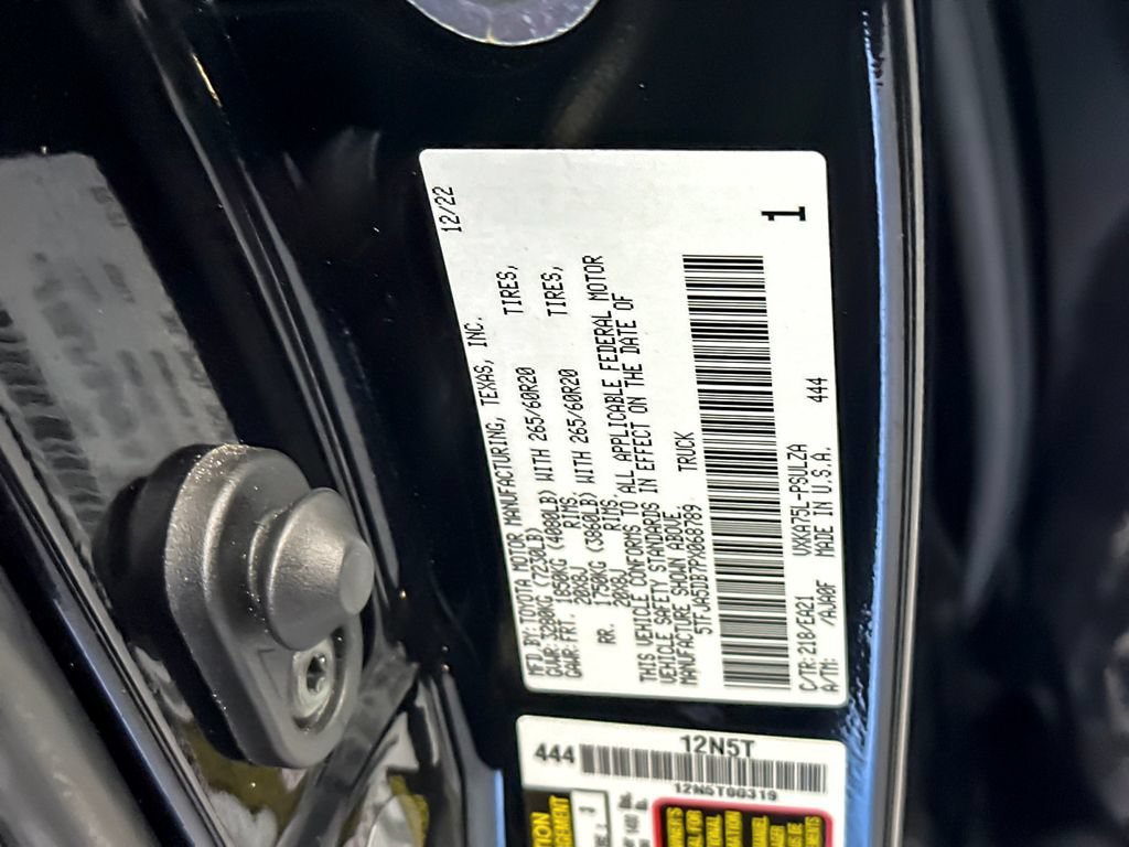 Used 2023 Toyota Tundra Limited AWD/4WD image 26