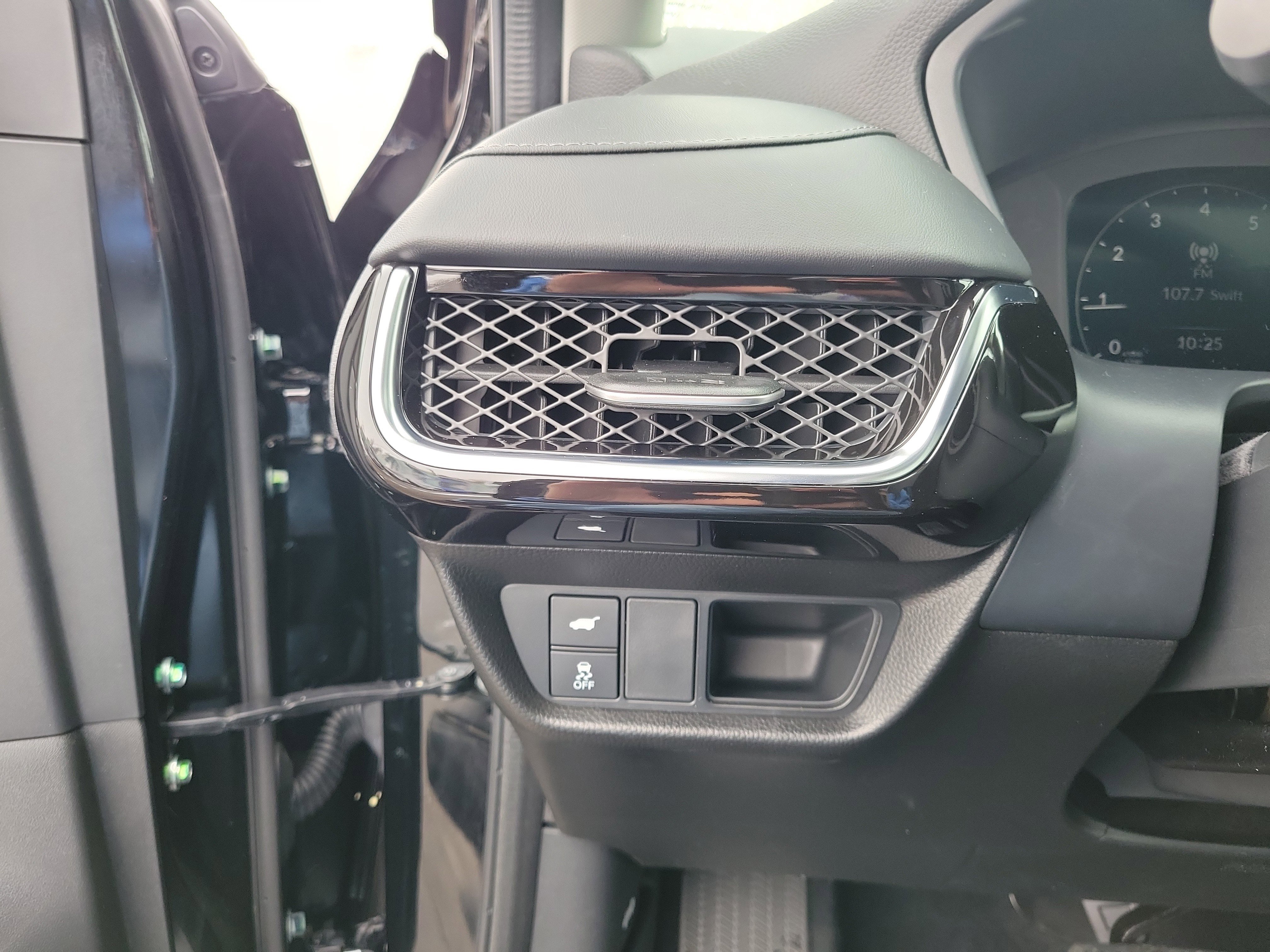 Certified 2025 Acura ADX FWD image 20