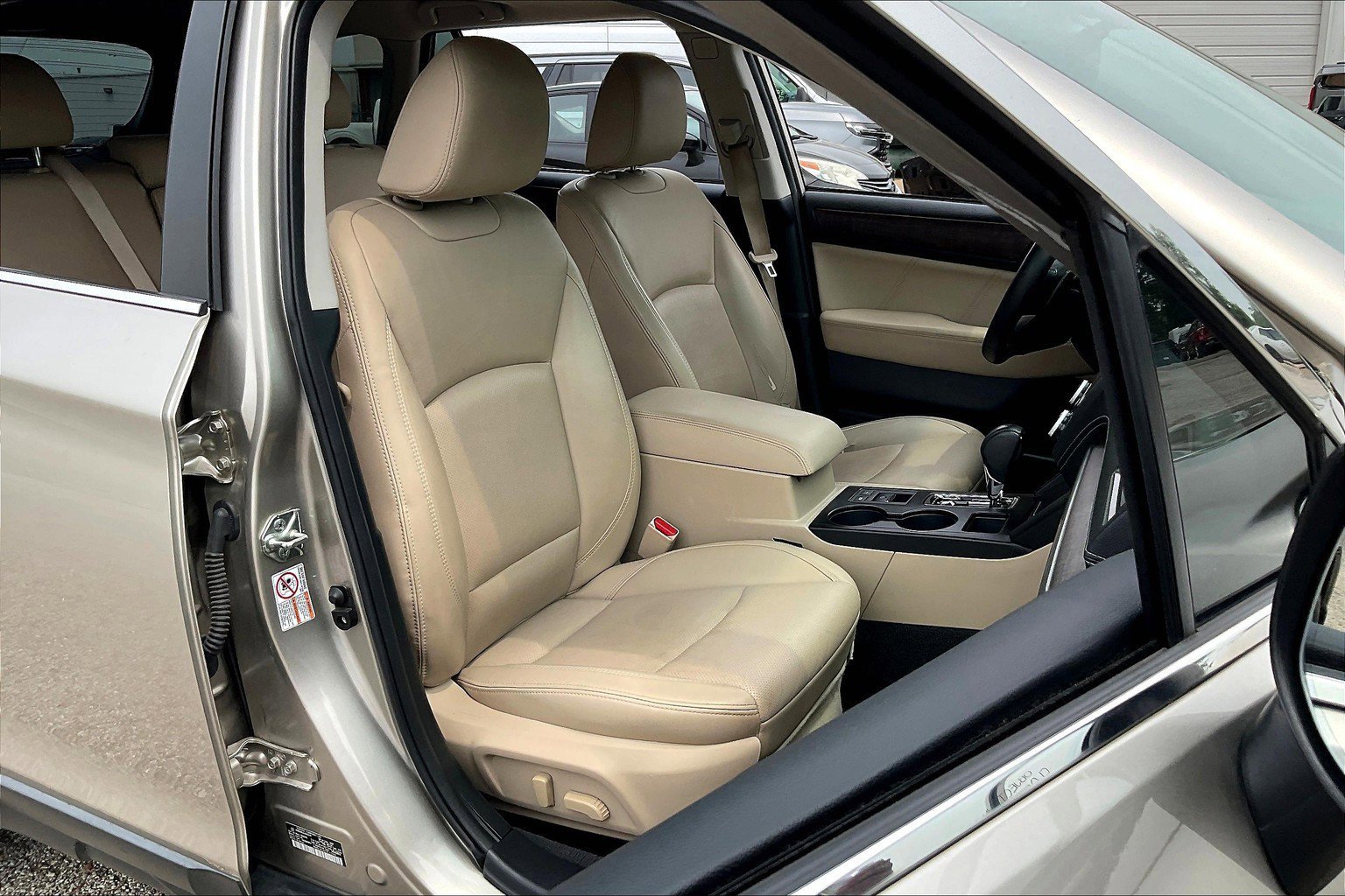 Used 2018 Subaru Outback 2.5i Limited image 8