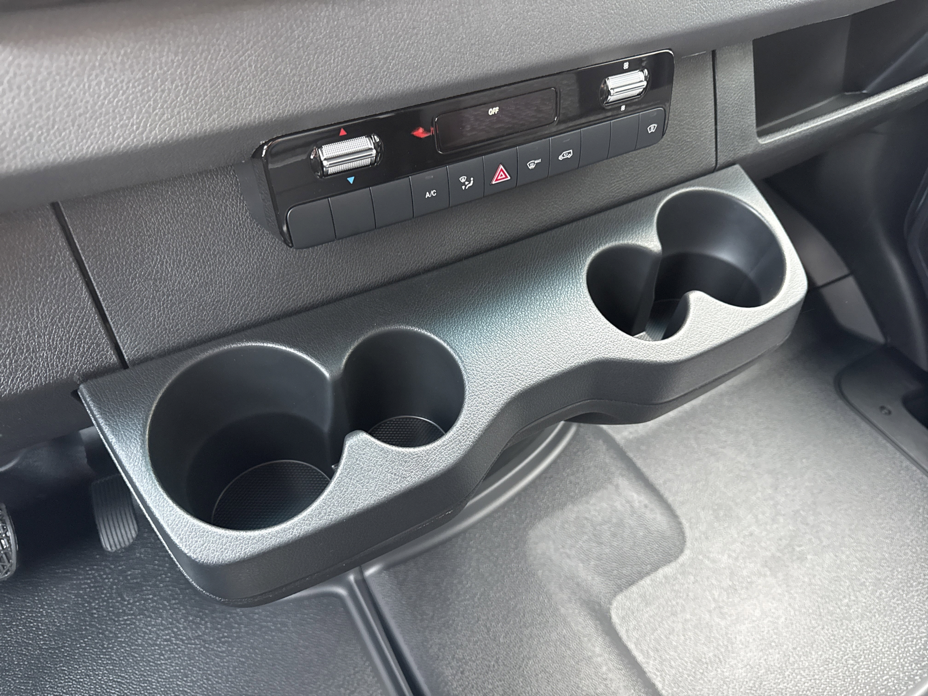 New 2026 Mercedes-Benz Sprinter 2500 image 34