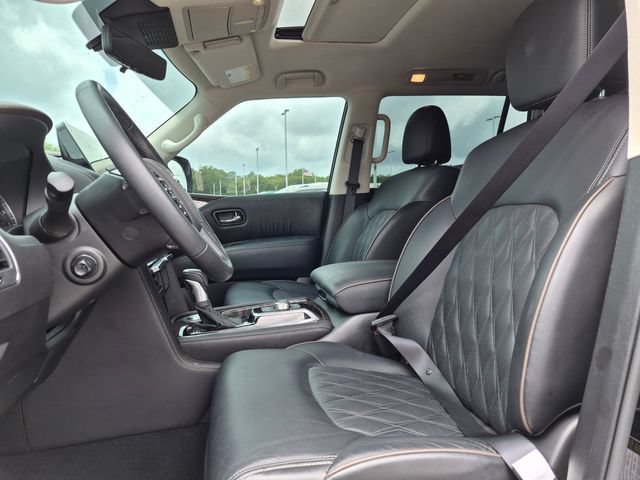 Used 2024 Nissan Armada Platinum w/ Captain's Chairs Package RWD image 16