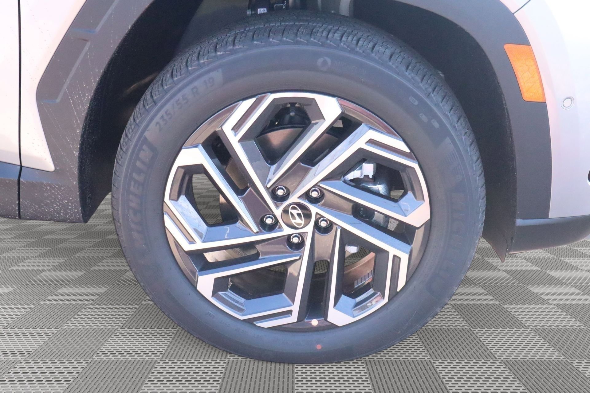 New 2026 Hyundai Tucson Limited w/ Tow & Go Package image 4