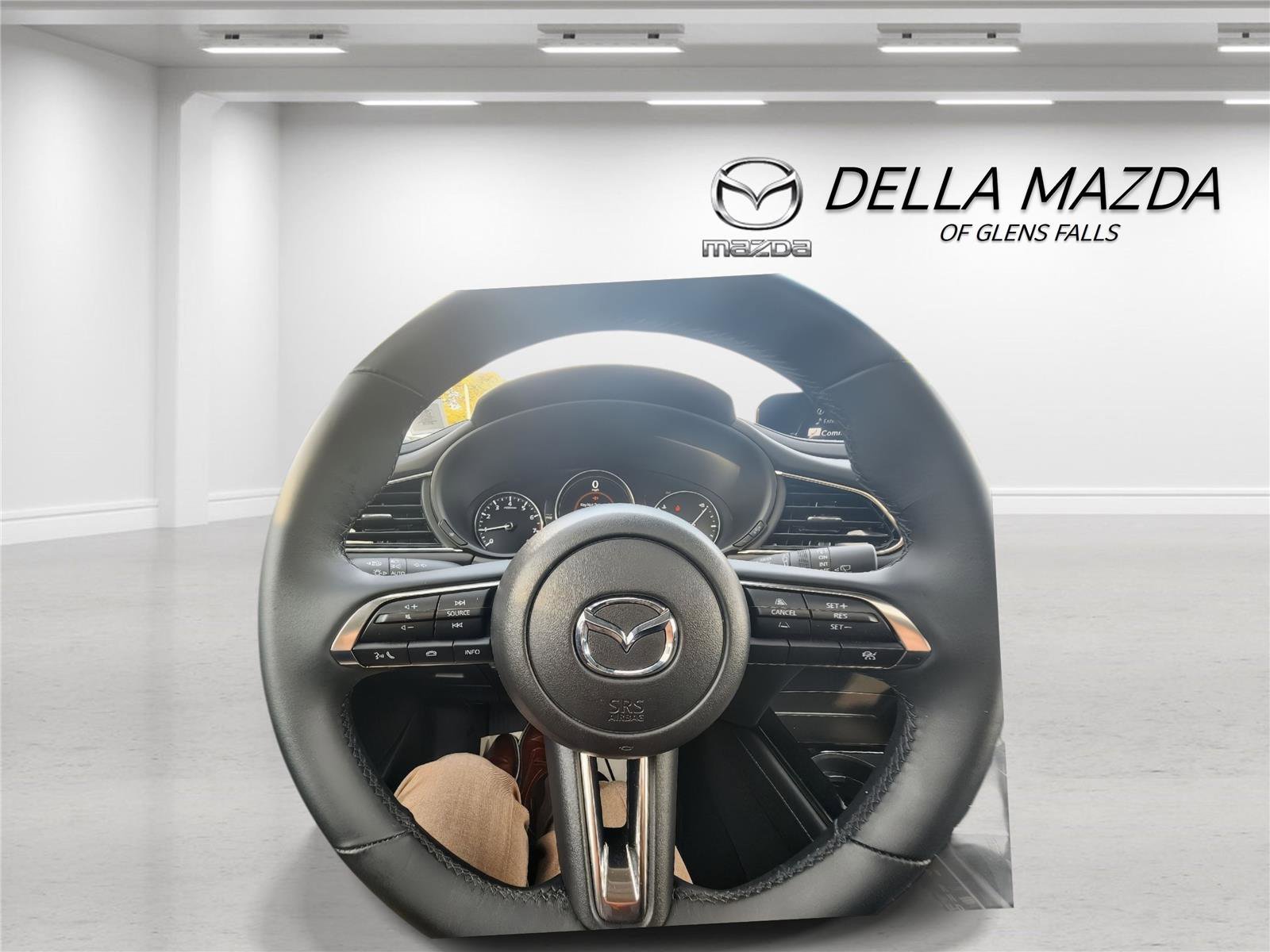 Used 2017 MAZDA MX-5 Miata RF Grand Touring image 2