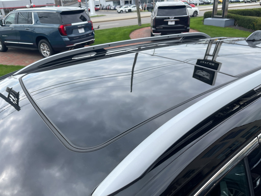 Used 2022 GMC Terrain SLT image 12