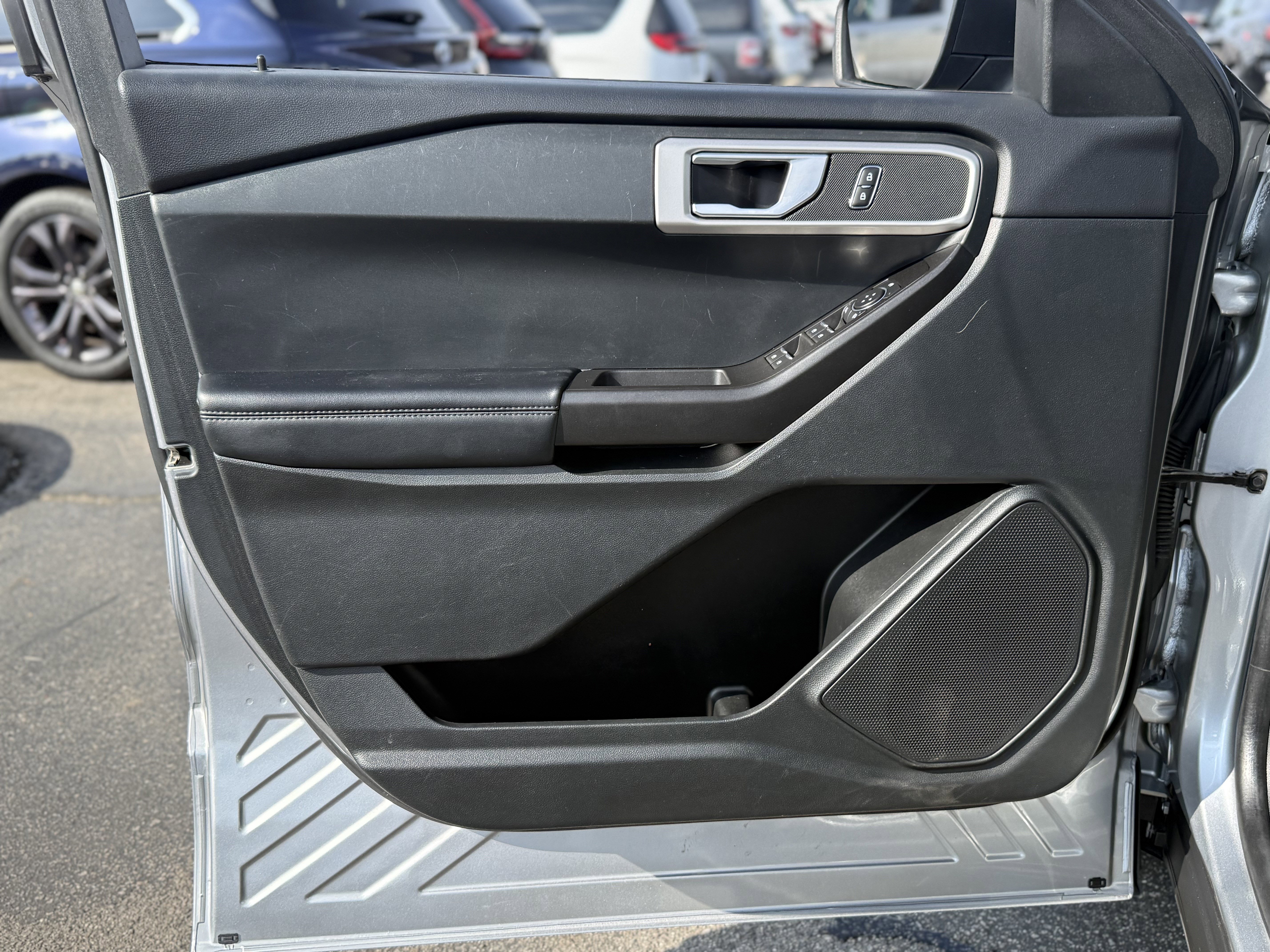 Used 2022 Ford Explorer 4WD image 12