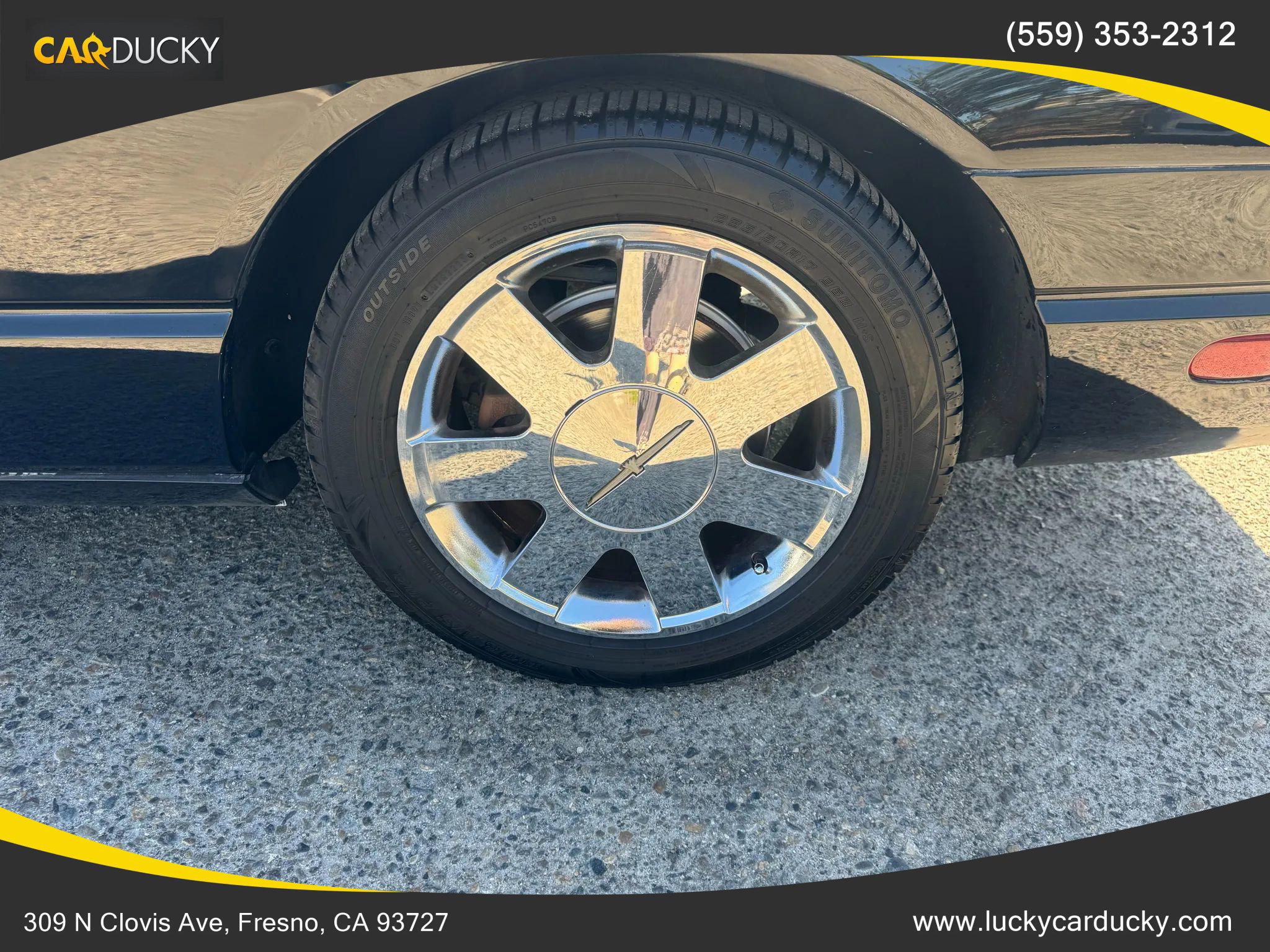 Used 2002 Ford Thunderbird image 24