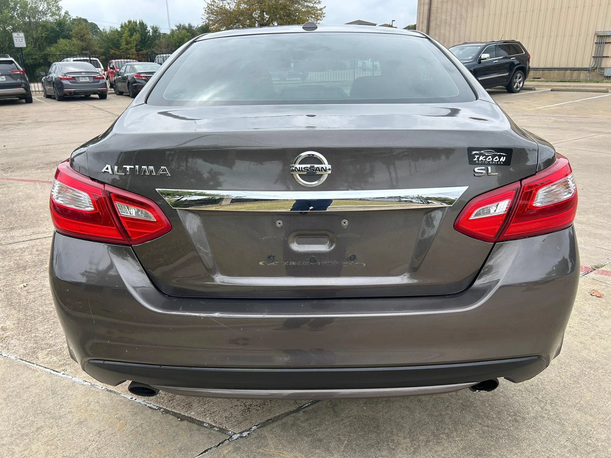 Used 2017 Nissan Altima 2.5 SL w/ 2.5 Technology Package FWD image 6