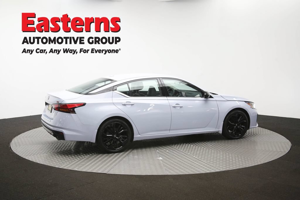 Used 2023 Nissan Altima 2.5 SR FWD image 46