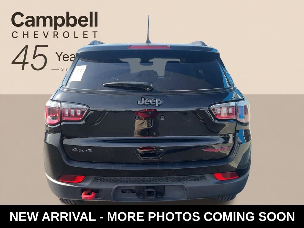 Used 2022 Jeep Compass Trailhawk w/ Trailhawk Convenience Group AWD/4WD image 4