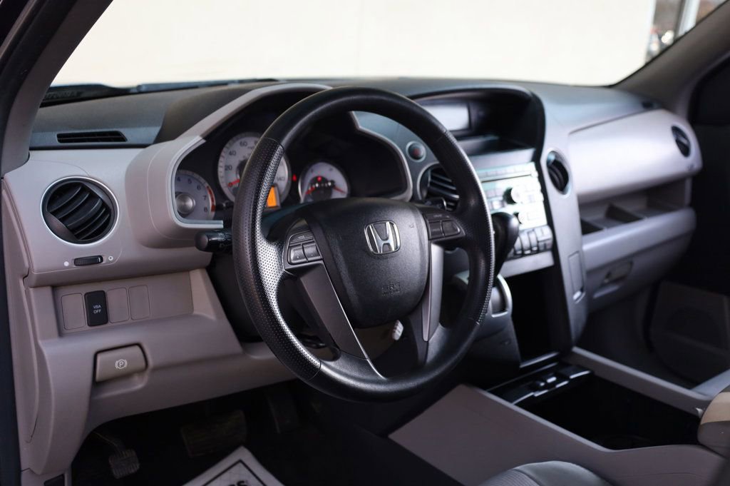 Used 2010 Honda Pilot EX image 13