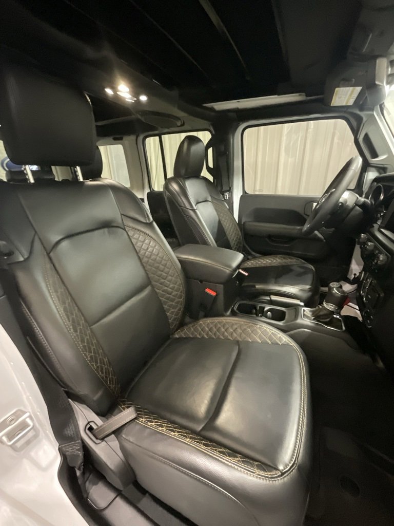Used 2023 Jeep Wrangler Unlimited Sahara image 13