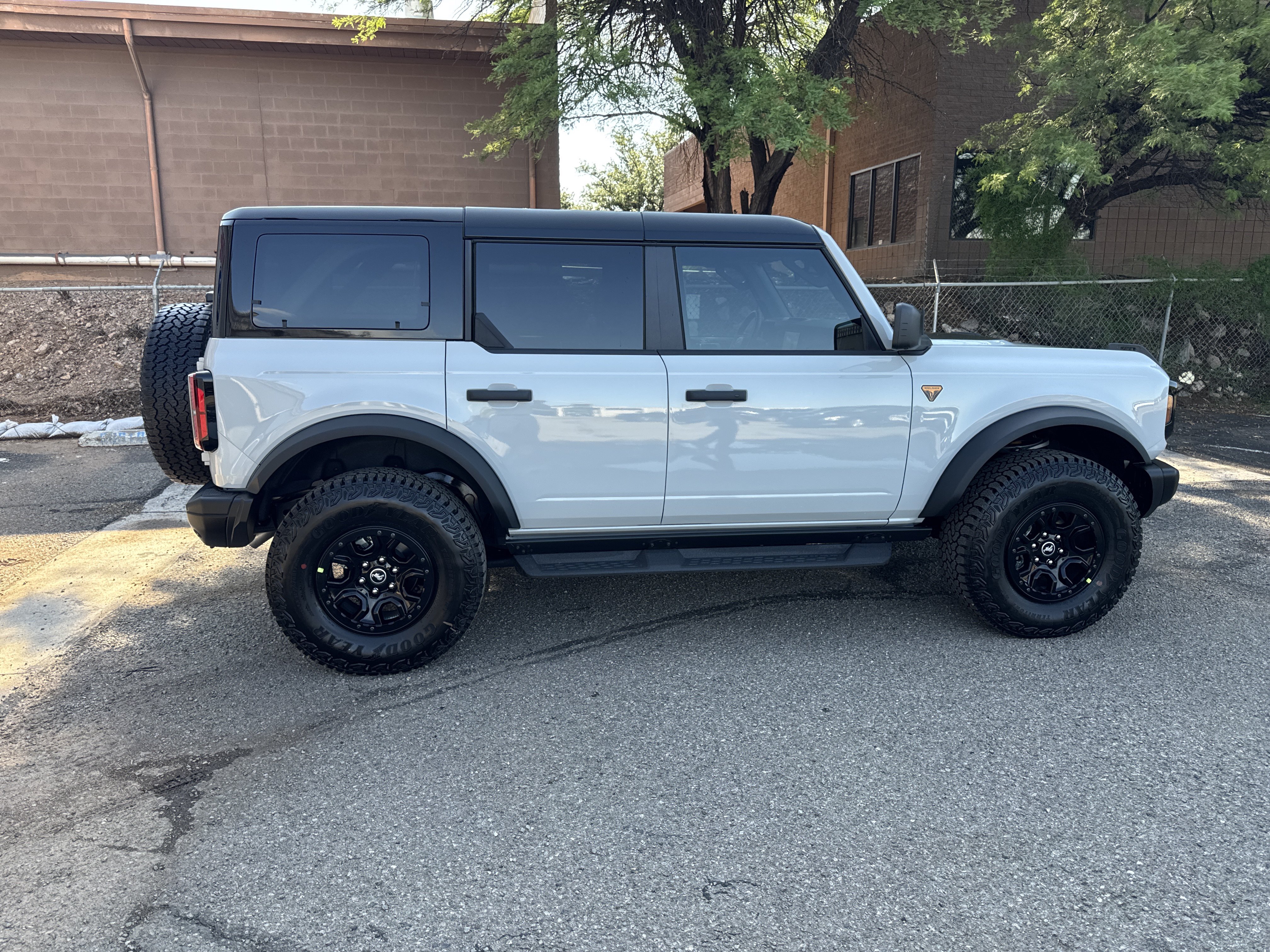 New 2026 Ford Bronco Badlands AWD/4WD image 11