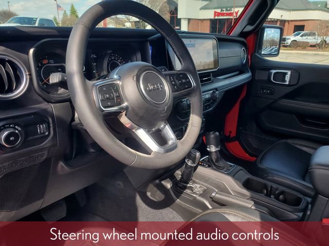 Used 2025 Jeep Wrangler Sahara w/ Safety Group AWD/4WD image 18