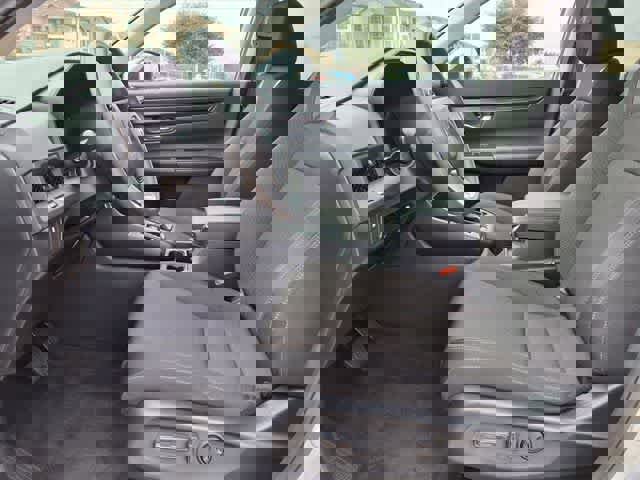 Used 2025 Honda CR-V EX image 10