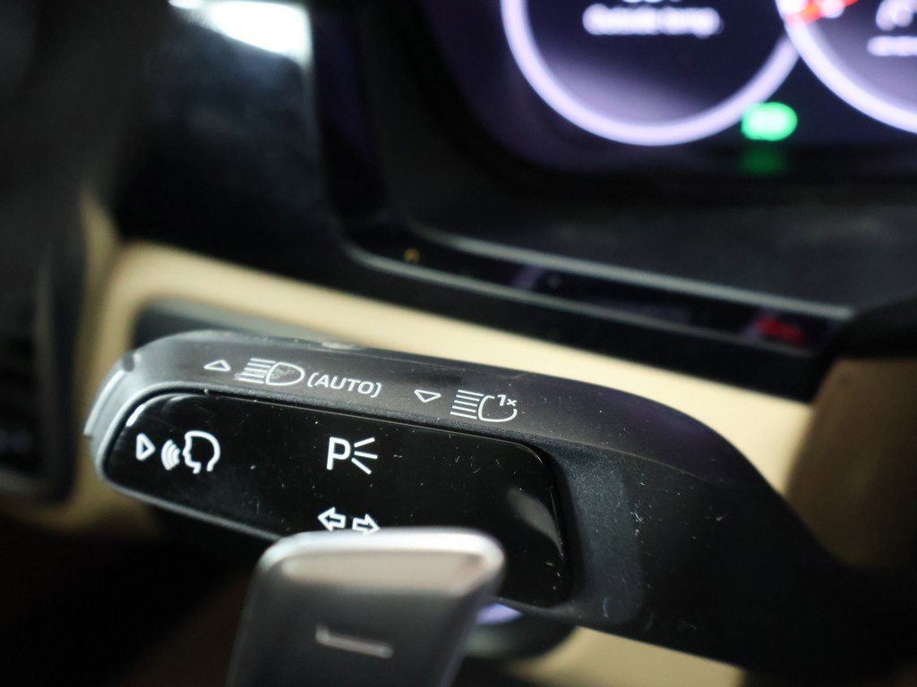 Used 2022 Porsche Cayenne GTS image 42