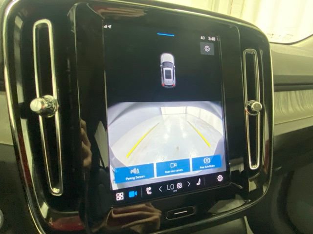 Used 2025 Volvo XC40 B5 Core AWD/4WD image 26