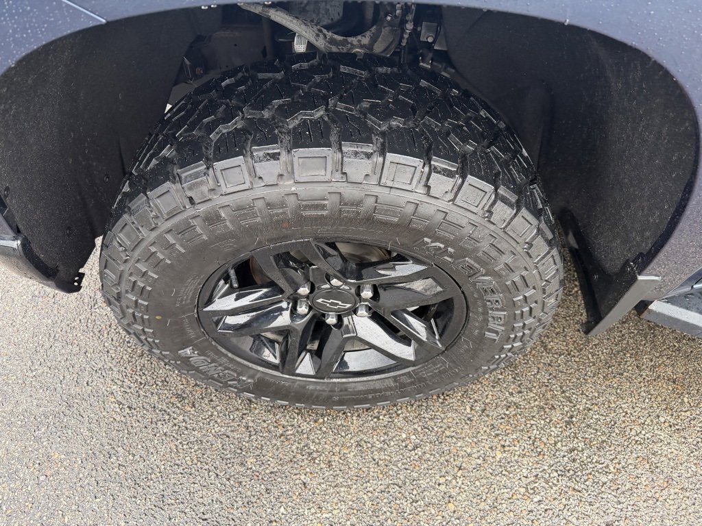 Used 2020 Chevrolet Silverado 1500 LT Trail Boss image 12