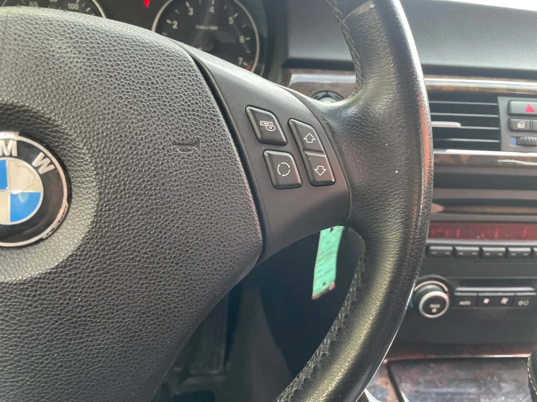 Used 2007 BMW 328i Sedan RWD image 15