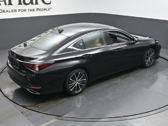 Used 2025 Lexus ES 350 w/ Premium Package FWD image 44