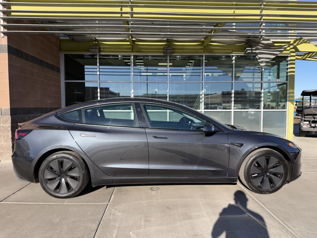 Used 2024 Tesla Model 3 image 9