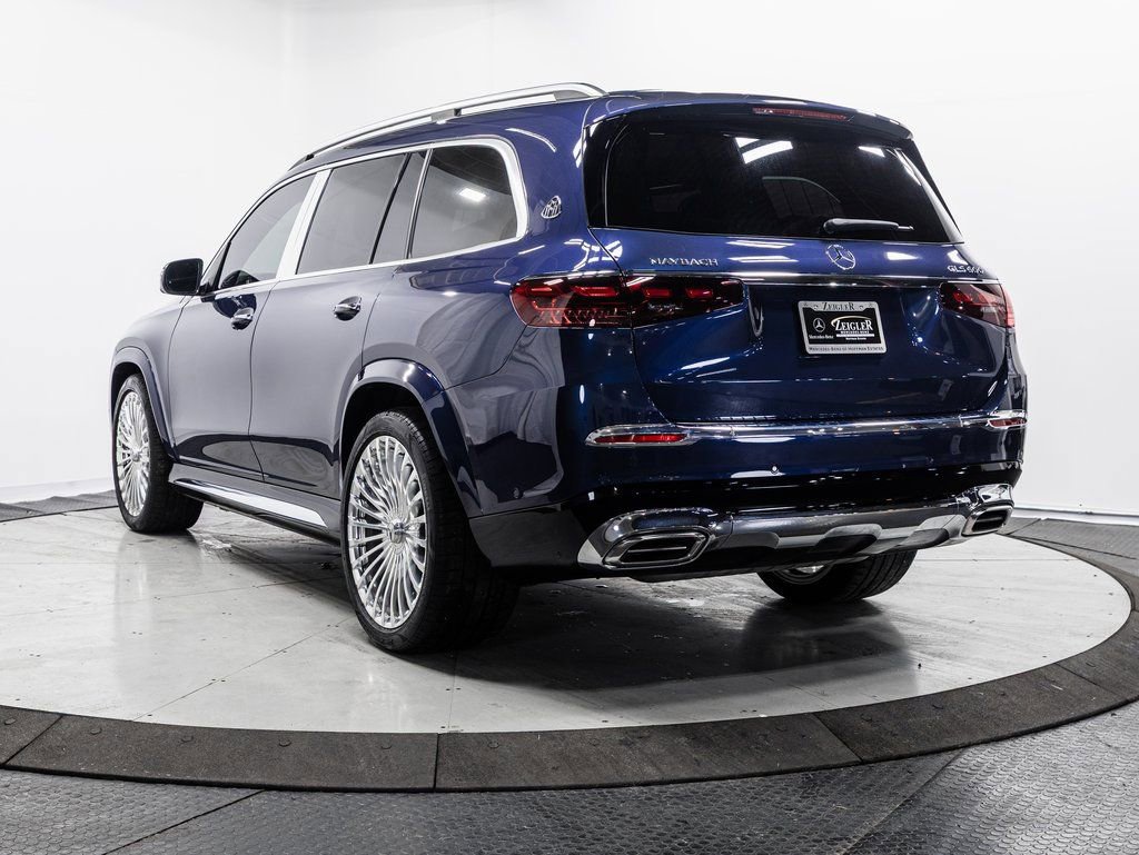 Used 2024 Mercedes-Benz Maybach GLS 600 4MATIC image 31
