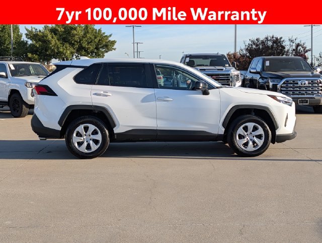 Certified 2025 Toyota RAV4 LE AWD/4WD image 4