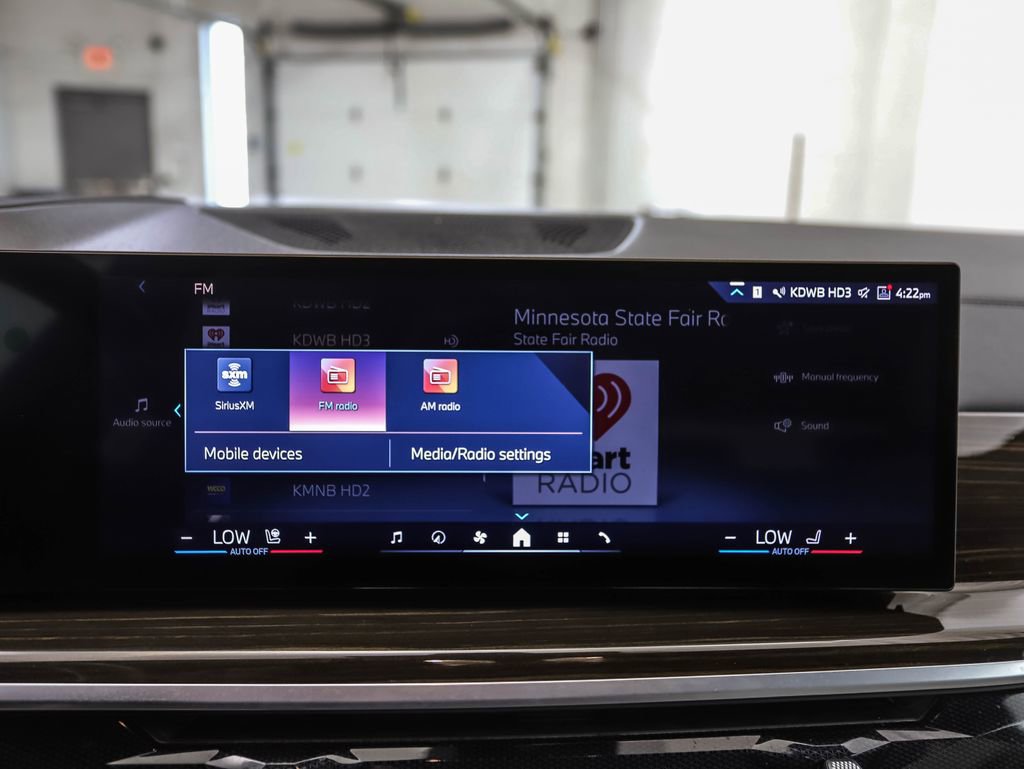 Certified 2024 BMW X5 xDrive40i w/ Premium Package image 17