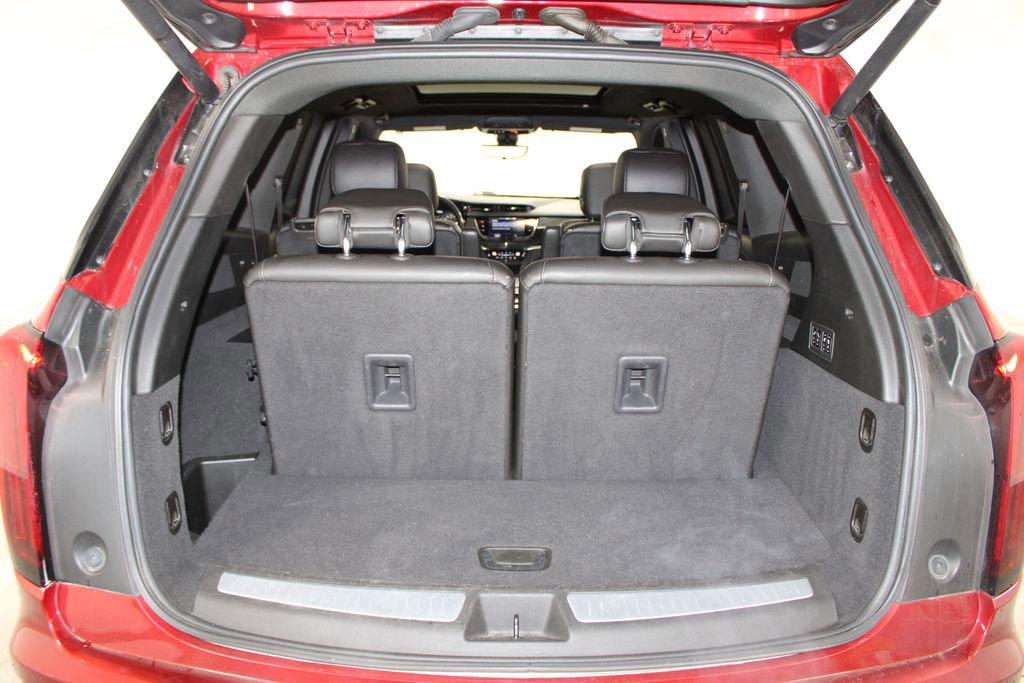 Used 2021 Cadillac XT6 Premium Luxury image 13