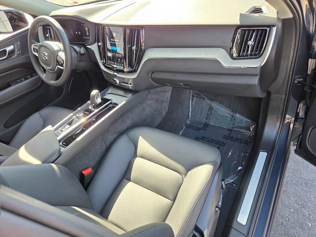 Used 2025 Volvo XC60 T8 Plus w/ Protection Package Premier AWD/4WD image 22