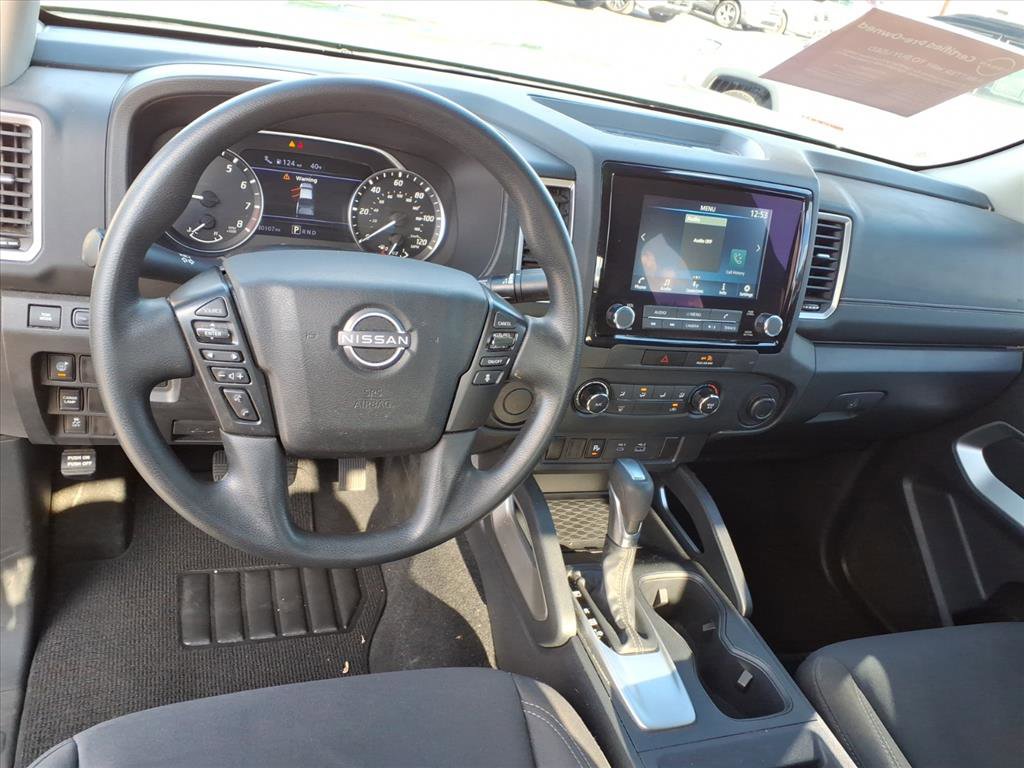 Certified 2022 Nissan Frontier SV w/ Technology Package image 7
