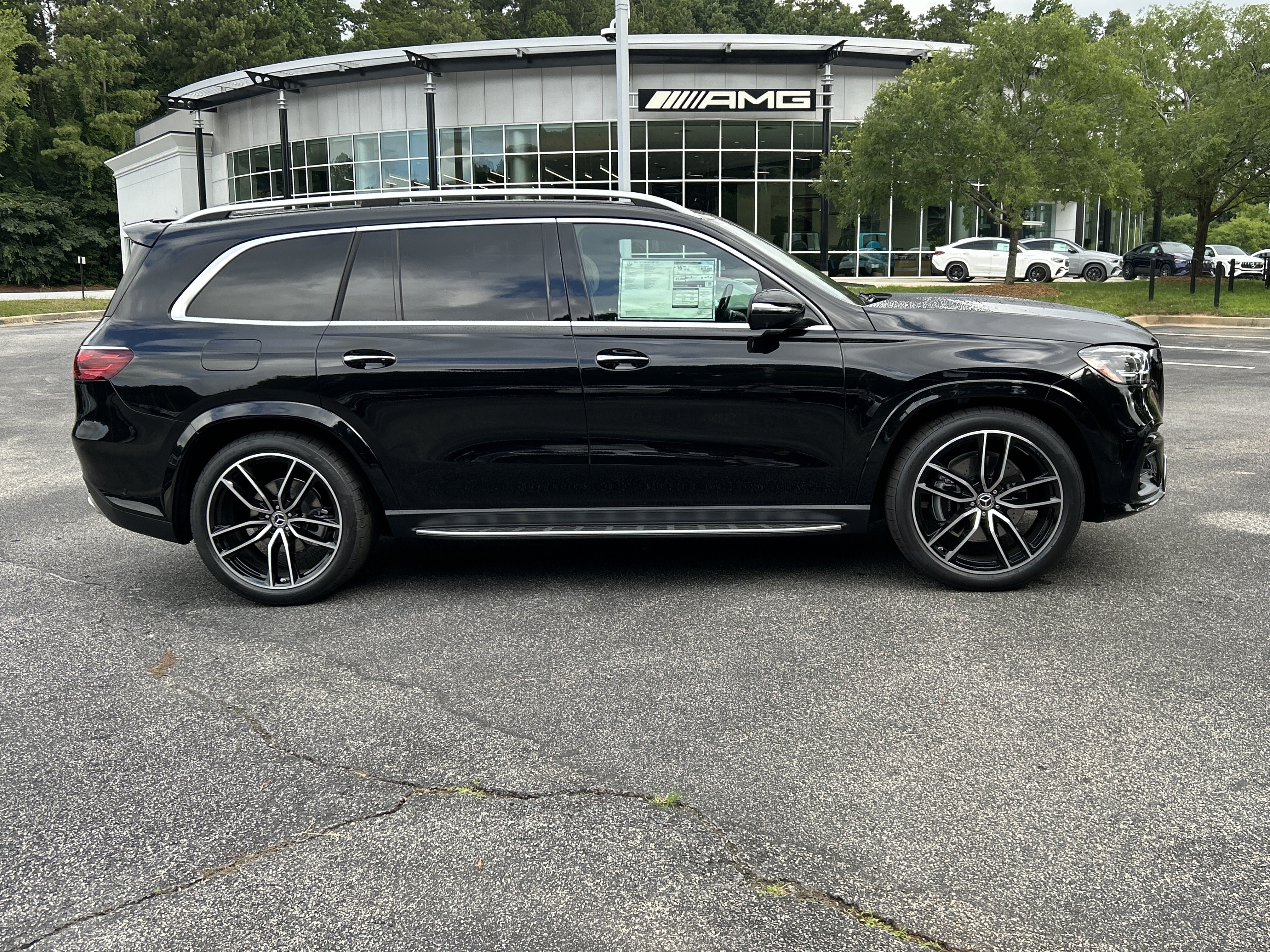 New 2026 Mercedes-Benz GLS 580 4MATIC image 5