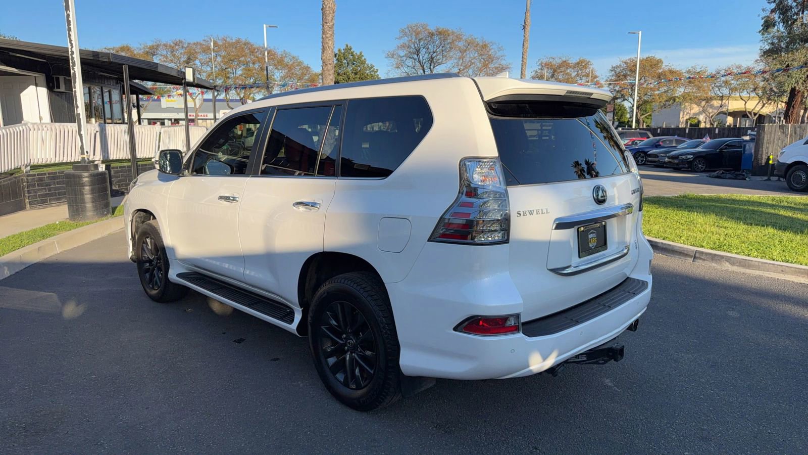 Used 2020 Lexus GX 460 Premium w/ Premium Package AWD/4WD image 5