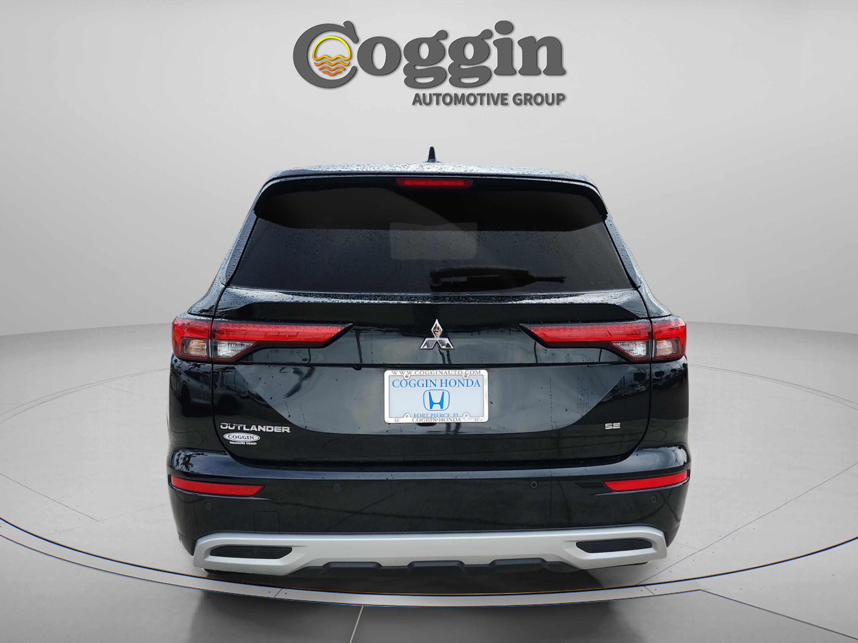 Used 2022 Mitsubishi Outlander SE image 5